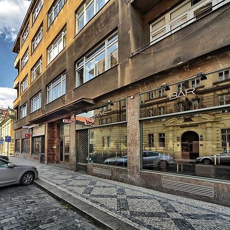 Apartments Vorsilska Praag Buitenkant foto