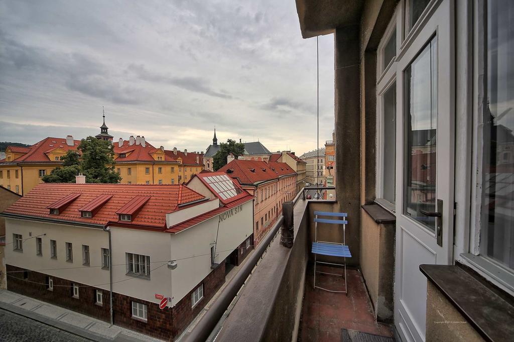 Apartments Vorsilska Praag Kamer foto