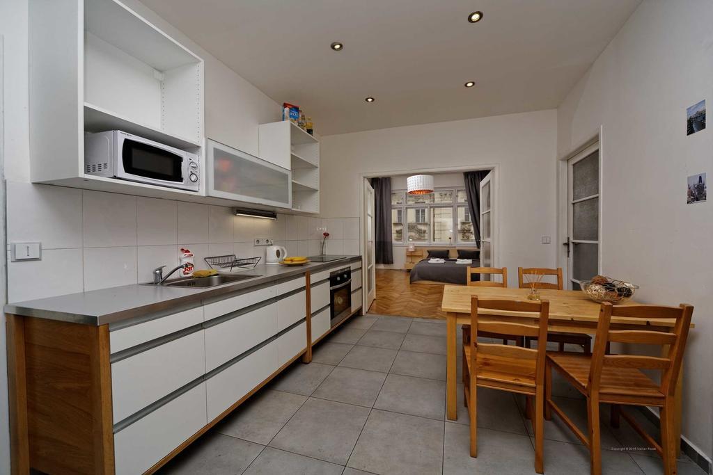 Apartments Vorsilska Praag Kamer foto