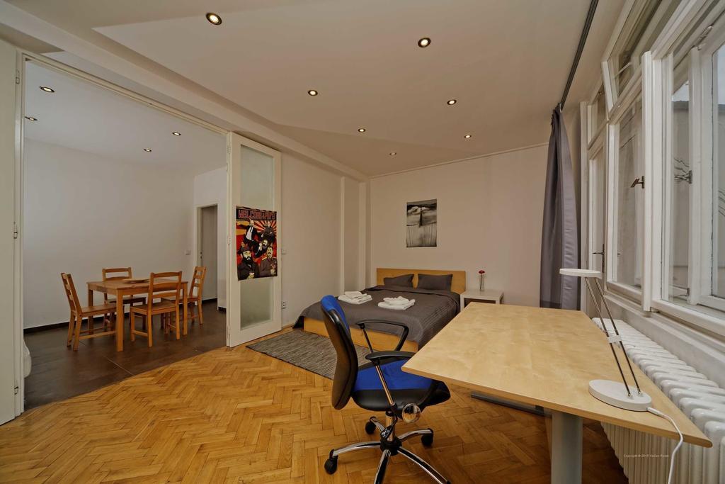 Apartments Vorsilska Praag Kamer foto