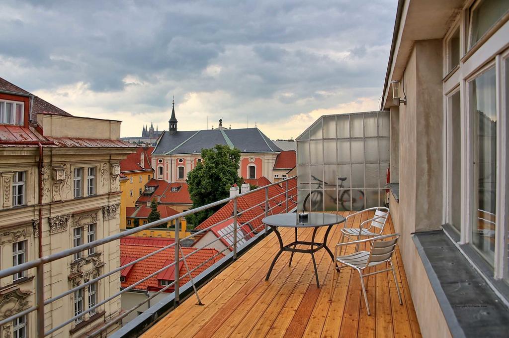 Apartments Vorsilska Praag Kamer foto